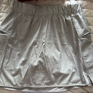 Women's Gray Skirt calia size large